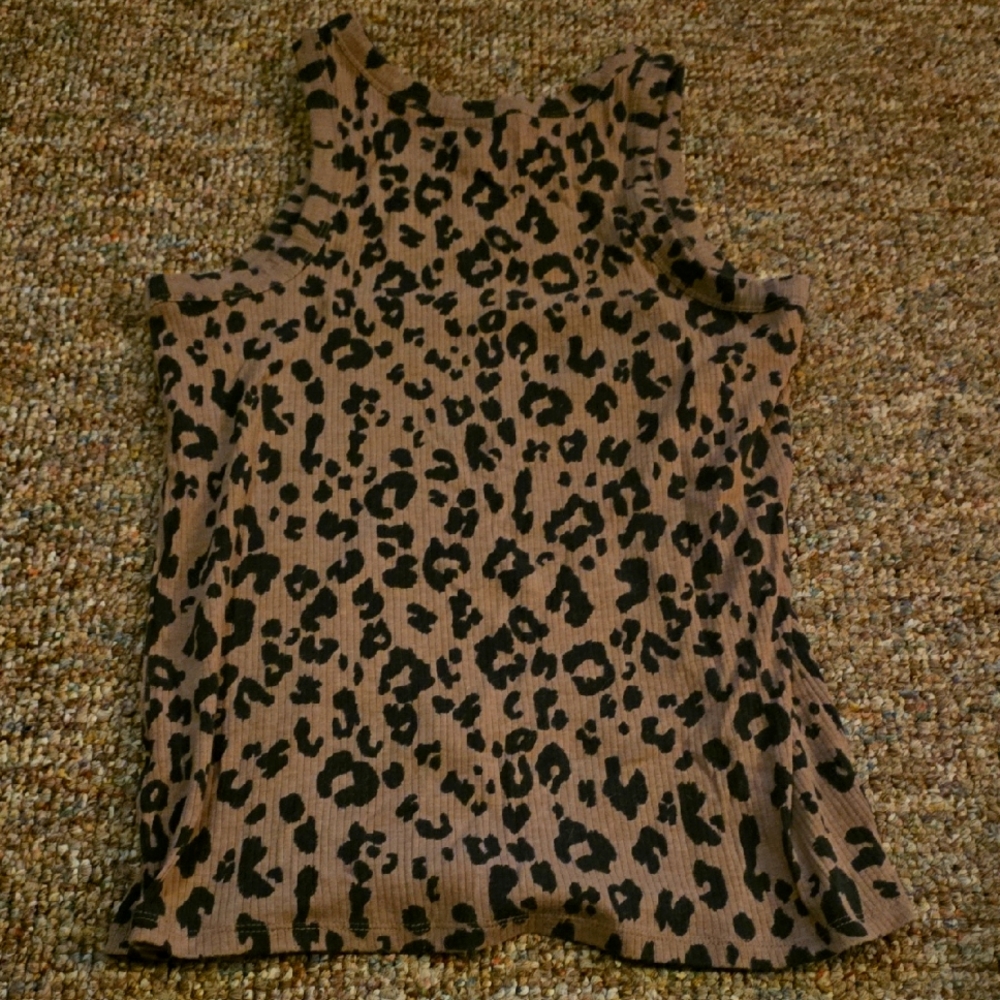 Maurices Tan Cream Fitted Sleeveless Tank Top